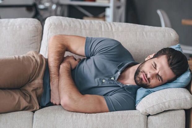 Back pain due to acute pancreatitis