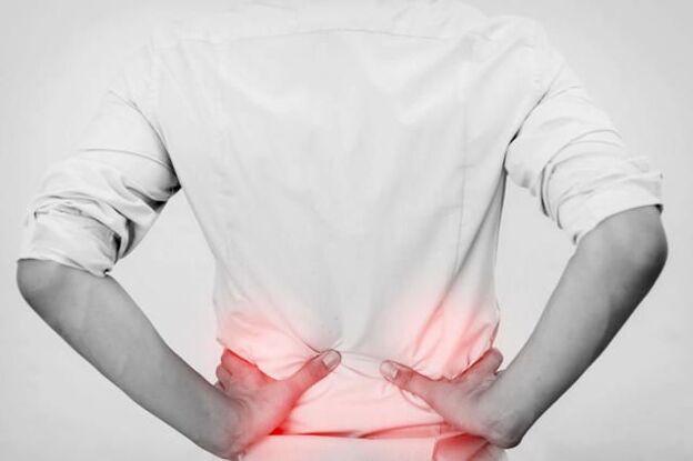 Causes of low back pain caused by kidneys