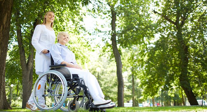 Complications of hip arthritis